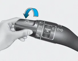 Hyundai Accent parking lamp position selected on lighting control stalk